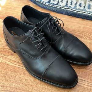 Allen Edmonds Cap-Toe Oxford Dress Shoes - Size 9D